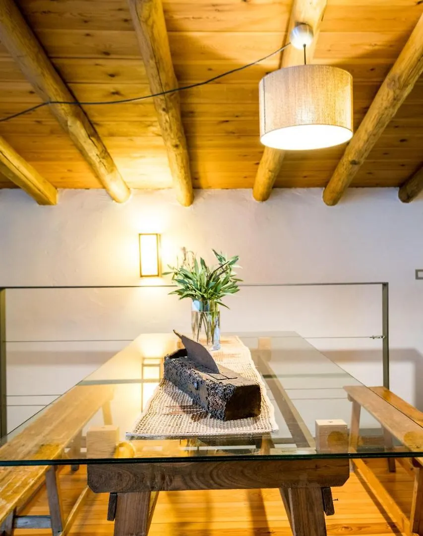 Antigua Panaderia De Valdelarco Guest House Country house